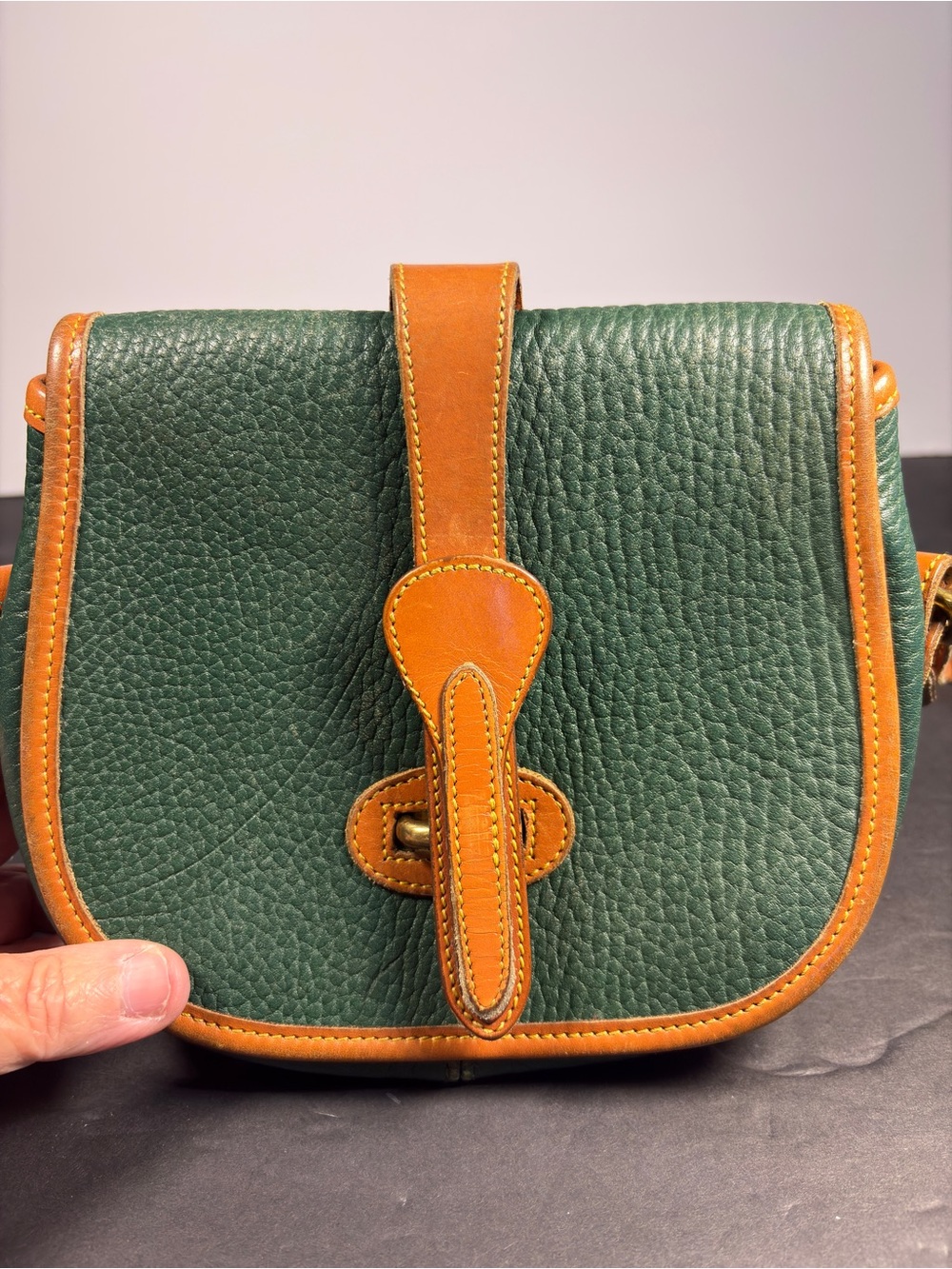 Dooney & Bourke AWL R51 Marble Bag Green Tan Leather Crossbody with Tan Trim - Picture 5 of 13